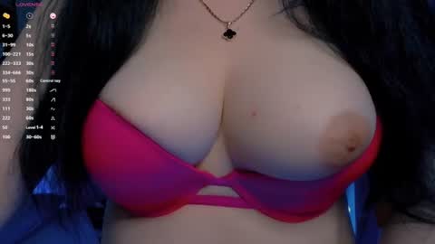 Snapshot of bellelovexx chatting on 07/12/26, 08:11 Hello I am kind friendly and cute girl online show from 07/12/26, 08:11