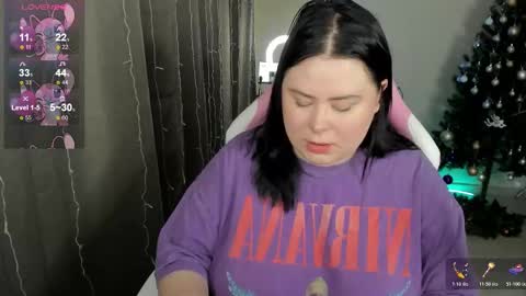 LinaBoo online show from 01/17/26, 05:45