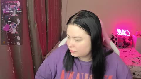 LinaBoo online show from 02/02/26, 04:11