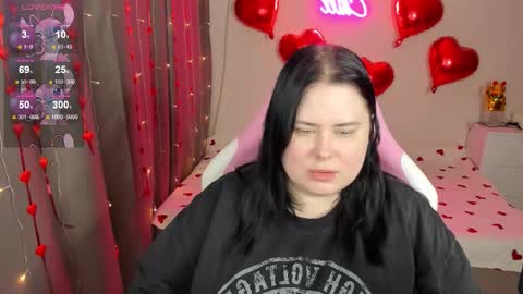 LinaBoo online show from 02/14/26, 07:16