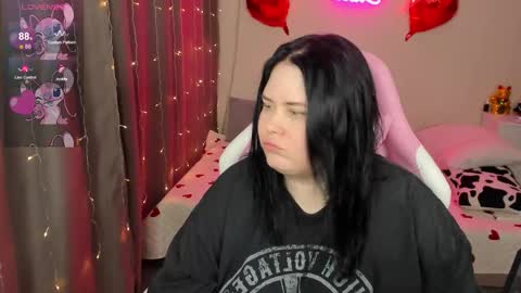 LinaBoo online show from 02/24/26, 04:32