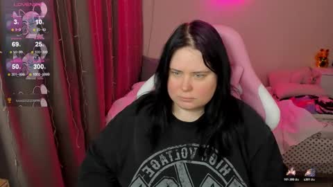 LinaBoo online show from 03/11/26, 05:02