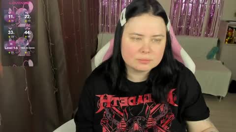 LinaBoo online show from 05/11/26, 07:58