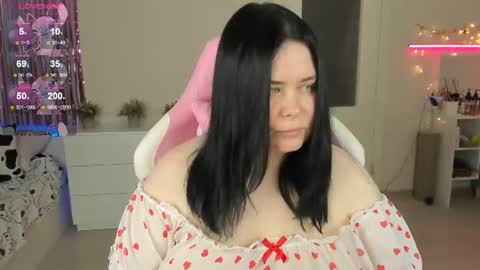 Snapshot of bellybooxo chatting on 06/11/26, 12:58 LinaBoo online show from 06/11/26, 12:58