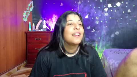 Snapshot of bellyjell chatting on 06/09/26, 02:39 Your New Girlfriend online show from 06/09/26, 02:39