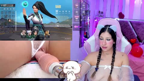 Snapshot of bellyrouse chatting on 02/08/25, 04:36 Belly Bella online show from 02/08/25, 04:36