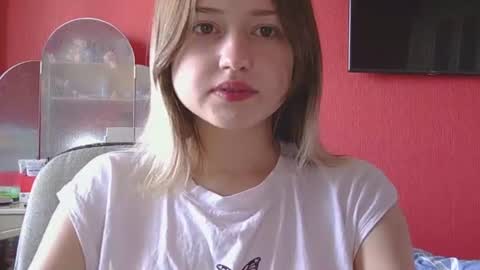 Snapshot of belovedmary chatting on 07/14/26, 10:54 belovedmary online show from 07/14/26, 10:54