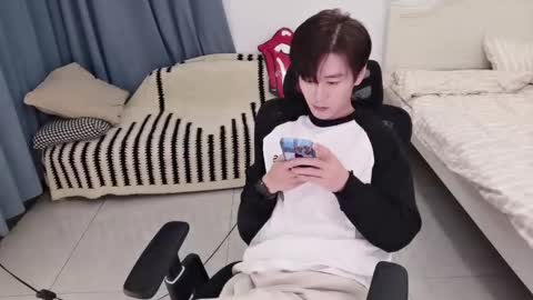 Ben online show from 11/29/25, 03:37