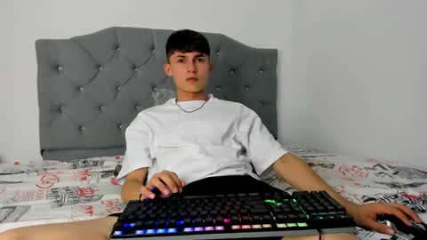 Snapshot of benavides_anthony chatting on 12/07/24, 06:43 Anthony online show from 12/07/24, 06:43