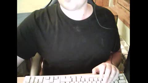 Snapshot of bender_35 chatting on 12/19/24, 12:34 bender_35 online show from 12/19/24, 12:34