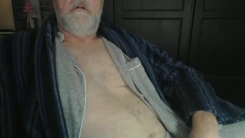 Snapshot of bendrinkin chatting on 02/03/25, 09:52 bendrinkin online show from 02/03/25, 09:52