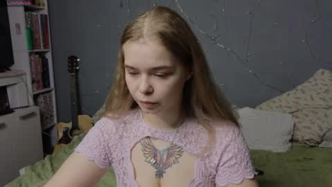 KENDALL  NATHAN online show from 04/13/26, 07:25