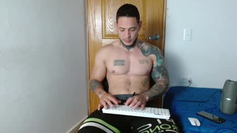 Snapshot of benjamin_isaac chatting on 12/20/24, 01:03 benjamin_isaac online show from 12/20/24, 01:03