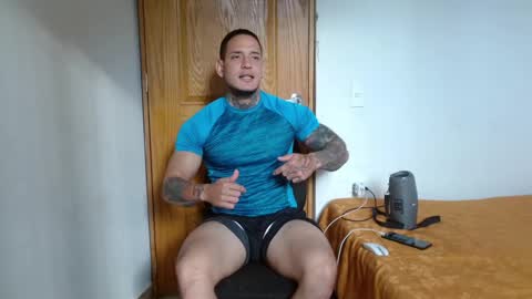 Snapshot of benjamin_isaac chatting on 01/24/25, 09:15 benjamin_isaac online show from 01/24/25, 09:15