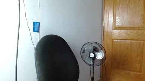 Snapshot of benjamin_isaac chatting on 02/12/25, 11:51 benjamin_isaac online show from 02/12/25, 11:51