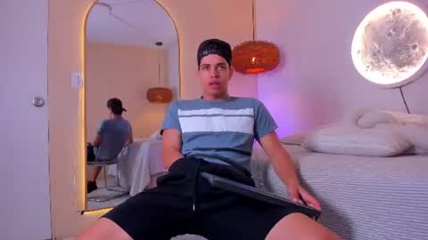 BENJAMIN online show from 06/11/26, 02:53
