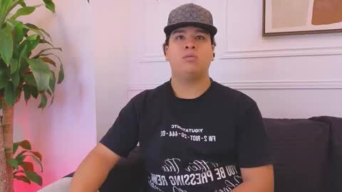 Snapshot of bennett_alejoo chatting on 02/09/26, 06:56 bennett_alejoo online show from 02/09/26, 06:56