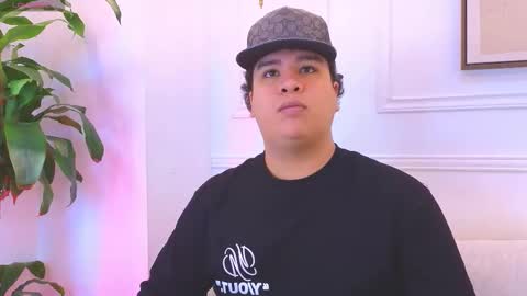 Snapshot of bennett_alejoo chatting on 02/16/26, 06:15 bennett_alejoo online show from 02/16/26, 06:15