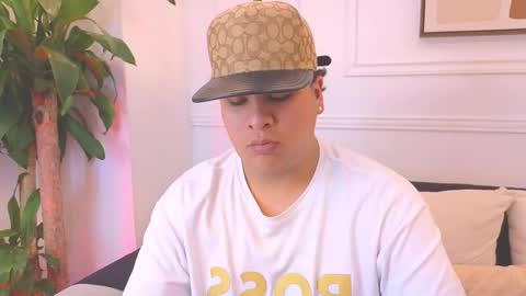 Snapshot of bennett_alejoo chatting on 02/25/26, 03:05 bennett_alejoo online show from 02/25/26, 03:05