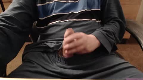 Snapshot of benni90er chatting on 11/17/25, 10:15 benni90er online show from 11/17/25, 10:15