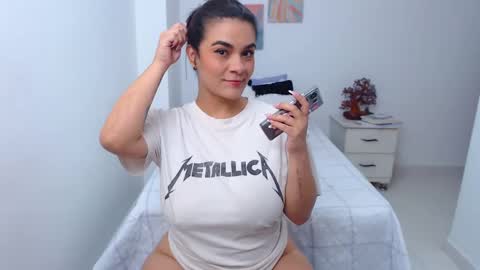 benny online show from 02/11/25, 03:08