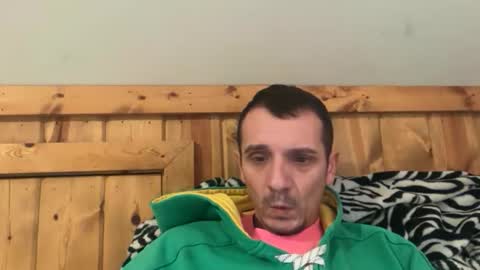 Snapshot of bennymn chatting on 01/18/26, 04:55 benny and innocentvixon online show from 01/18/26, 04:55