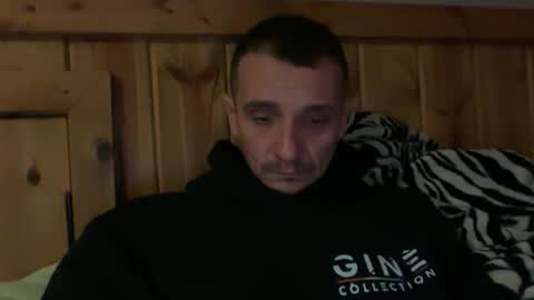 Snapshot of bennymn chatting on 02/08/26, 02:37 benny and innocentvixon online show from 02/08/26, 02:37