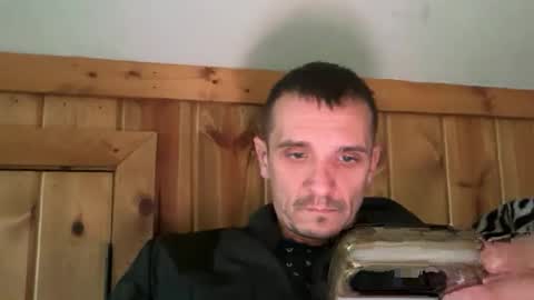 Snapshot of bennymn chatting on 02/15/26, 05:53 benny and innocentvixon online show from 02/15/26, 05:53