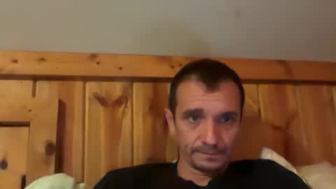 Snapshot of bennymn chatting on 05/31/26, 06:09 benny and innocentvixon online show from 05/31/26, 06:09