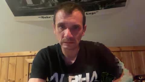 Snapshot of bennymn chatting on 06/03/26, 03:53 benny and innocentvixon online show from 06/03/26, 03:53
