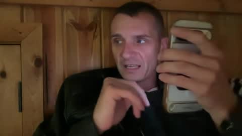 Snapshot of bennymn chatting on 06/21/26, 03:03 benny and innocentvixon online show from 06/21/26, 03:03
