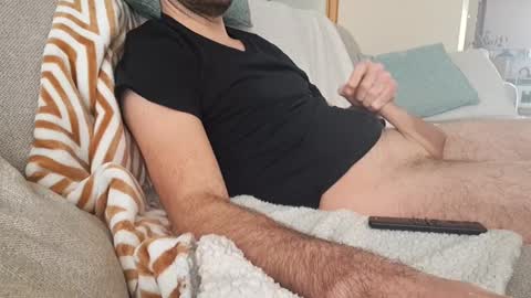 Snapshot of benoitgmx12 chatting on 02/15/25, 12:33 benoitgmx12 online show from 02/15/25, 12:33