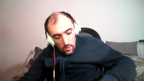 bentish online show from 02/01/25, 06:19