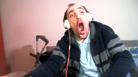 bentish online show from 02/14/25, 08:15