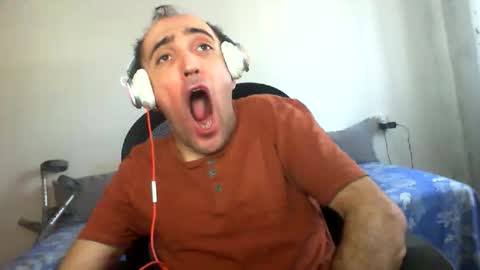 bentish online show from 11/21/25, 08:02