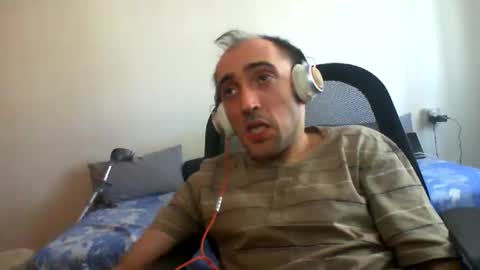 bentish online show from 11/22/25, 10:25