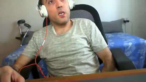 bentish online show from 11/28/25, 09:56