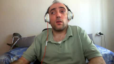 Snapshot of bentish chatting on 04/27/26, 08:45 bentish online show from 04/27/26, 08:45