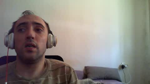 bentish online show from 06/24/26, 09:52