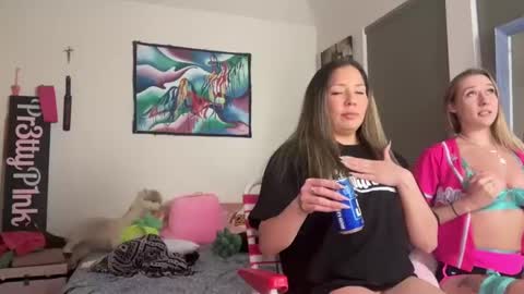 Snapshot of bentleyyjames007 chatting on 09/09/25, 03:50 bentleyyjames007 online show from 09/09/25, 03:50