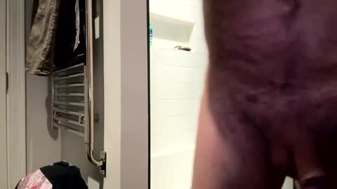 Snapshot of benz10001 chatting on 01/02/25, 12:35 benz10001 online show from 01/02/25, 12:35