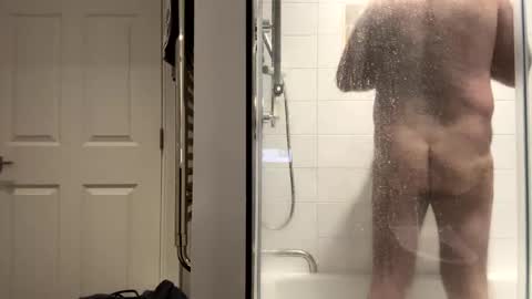 Snapshot of benz10001 chatting on 02/01/25, 01:09 benz10001 online show from 02/01/25, 01:09