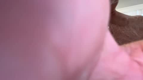 Snapshot of benz10001 chatting on 02/02/25, 02:13 benz10001 online show from 02/02/25, 02:13