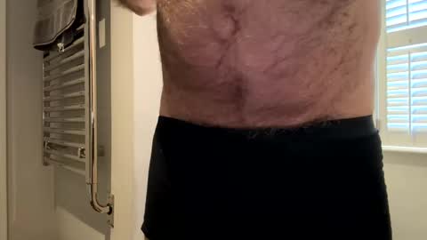 Snapshot of benz10001 chatting on 02/21/25, 01:00 benz10001 online show from 02/21/25, 01:00