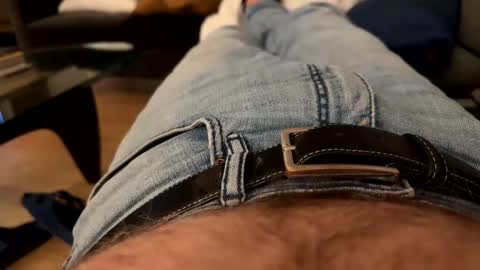 Snapshot of benz10001 chatting on 10/04/25, 03:04 benz10001 online show from 10/04/25, 03:04