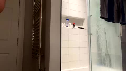 benz10001 online show from 02/10/26, 04:16