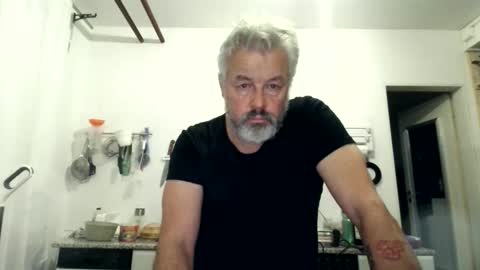 Martin online show from 12/01/25, 08:47