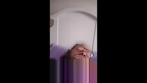 bergeeric1970 online show from 03/25/26, 12:44