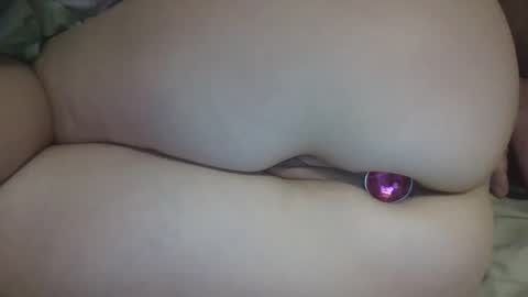 Snapshot of beritas2 chatting on 09/17/25, 11:50 Cinderella and the Black Cat online show from 09/17/25, 11:50