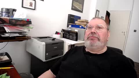 Snapshot of berlinerbaer1963 chatting on 06/09/26, 03:12 berlinerbaer1963 online show from 06/09/26, 03:12